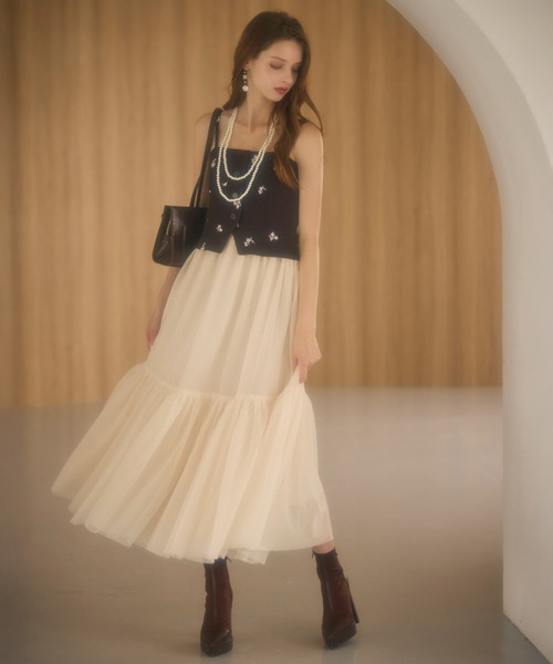 ROYAL PARTY（ロイヤルパーティー）の「フラワー刺しゅうドッキングキャミフレアワンピース（ワンピース・レディース・ブラウン/ブラック/ベージュ・FREE）」の16枚目の写真
