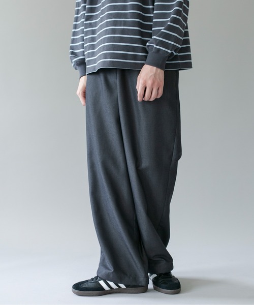 URBAN RESEARCH DOORS(アーバンリサーチドアーズ)の「ジャガードチェック イージートラウザー(その他パンツ・メンズ・チャコールグレー/ブラウン/オリーブ・MEDIUM/LARGE)」の1枚目の写真