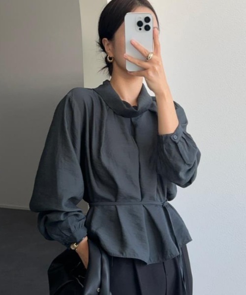 semplice（センプリチェ）の「ブラウス【韓国ファッション】（シャツ/ブラウス・レディース・グレー/ベージュ・F）」の9枚目の写真