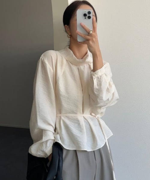 semplice（センプリチェ）の「ブラウス【韓国ファッション】（シャツ/ブラウス・レディース・グレー/ベージュ・F）」の3枚目の写真
