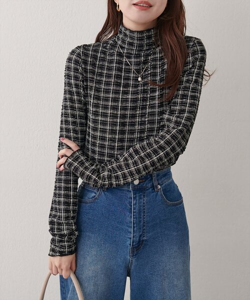 natural couture(ナチュラルクチュール)の「チェック柄シャーリングプルオーバー(Tシャツ/カットソー・レディース・オフホワイト/ブラック・FREE)」の14枚目の写真