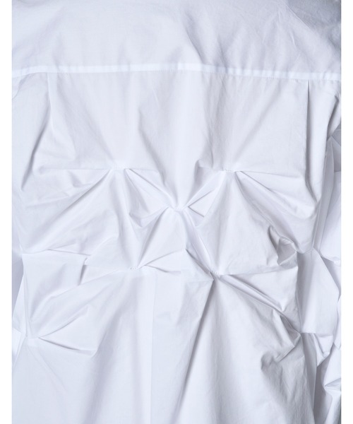 RUMCHE(ラムシェ)の「Snowflake Cotton Shirt / スノーフレークコットンシャツ(シャツ/ブラウス・レディース・ホワイト/ブラック・FREE)」の19枚目の写真