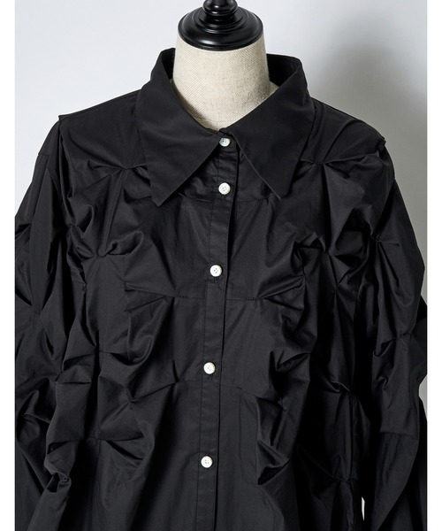 RUMCHE(ラムシェ)の「Snowflake Cotton Shirt / スノーフレークコットンシャツ(シャツ/ブラウス・レディース・ホワイト/ブラック・FREE)」の10枚目の写真