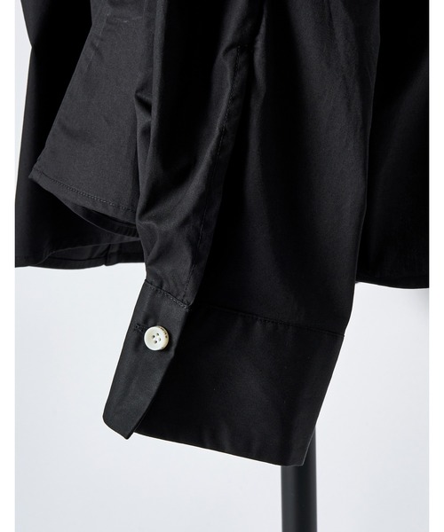 RUMCHE(ラムシェ)の「Snowflake Cotton Shirt / スノーフレークコットンシャツ(シャツ/ブラウス・レディース・ホワイト/ブラック・FREE)」の4枚目の写真