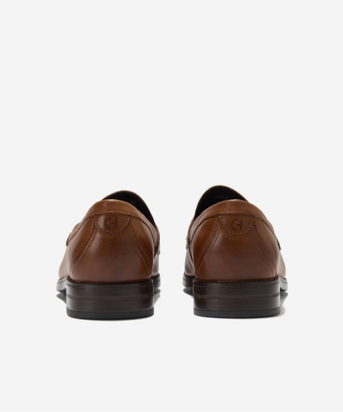 COLE HAAN(コールハーン)の「ハーモン グランド ペニー ローファー mens.(ローファー・メンズ・ブラウン・7.5/8/8.5/9/9.5/10/10.5/11/7)」の4枚目の写真