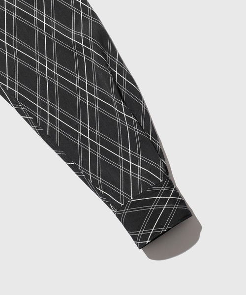 ADAM ET ROPE'(アダムエロペ)の「アソートビッグシルエットレギュラーカラーシャツ(シャツ/ブラウス・メンズ・ダークブラウン/ベージュ/ブラック系その他/ベージュ系その他/ブラック系その他3・M/L)」の18枚目の写真