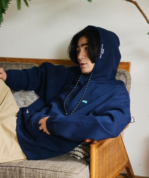 KAVU（カブー）の「KAVU/カブー 限定展開 KAVU×FREAK'S STORE / カブ― 別注 ネーム付き パーカー（スウェット・メンズ・グレイッシュベージュ/ネイビー/ブラック/アッシュグレー・LARGE/SMALL/MEDIUM）」の15枚目の写真