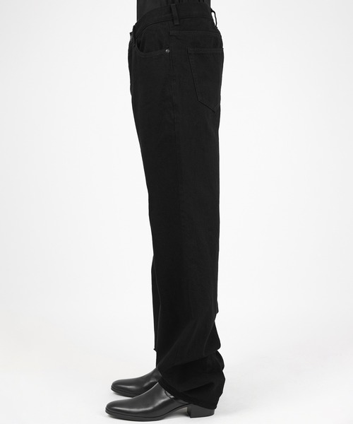 LAD MUSICIAN(ラッドミュージシャン)の「11.5oz DENIM FLARE DRAPE PANTS(デニムパンツ・メンズ・ブラック・46/44/42)」の3枚目の写真