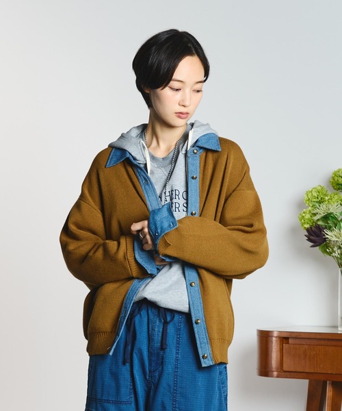 GENE HEAVENS(ジーンヘブンズ)の「GENE HEAVENS/KNIT x DENIM CARDIGAN(ニット/セーター・レディース・マスタード/グレー・ONE SIZE)」の6枚目の写真