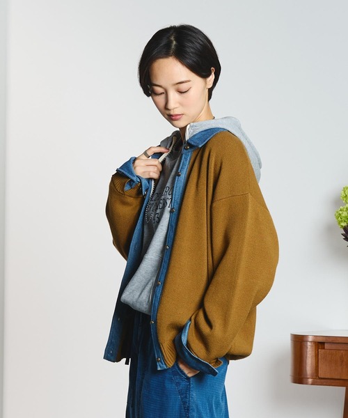 GENE HEAVENS(ジーンヘブンズ)の「GENE HEAVENS/KNIT x DENIM CARDIGAN(ニット/セーター・レディース・マスタード/グレー・ONE SIZE)」の8枚目の写真