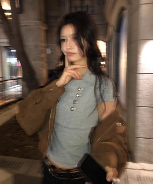 Ritzy(リッツィー)の「ナポレオンボタンツーピーストップス(その他トップス・レディース・グレー・S/L/M/XL)」の5枚目の写真