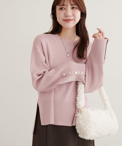 natural couture(ナチュラルクチュール)の「スタンドネック袖口釦ゆるニット(ニット/セーター・レディース・アイボリー/グリーン/サックスブルー/ピンク/モカ/ボルドー/ブラック系その他/ホワイト系その他・FREE)」の7枚目の写真