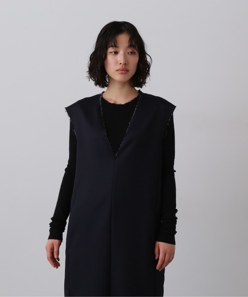 YLEVE(イレーヴ)の「YLEVE / CASHMERE SILK KNIT PULL OVER(ニット/セーター・レディース・ブラック/グレー・1)」の2枚目の写真