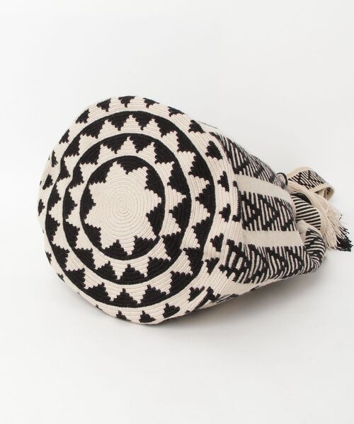 MASSIVE STORE（マッシブストア）の「【Luna Opera/ルナオペラ】WAYUU BAG L / CREAM（ショルダーバッグ・メンズ・ホワイト系その他2・FREE）」の3枚目の写真