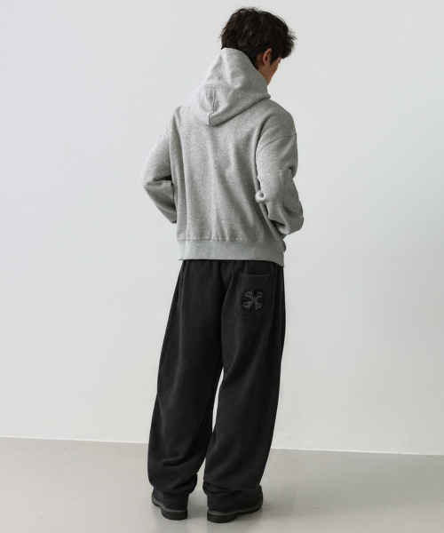 LXT（エルエックスティー）の「PIGMENT ヘビーウェイト テリー カーブド スウェットパンツ [ブラック]（スウェットパンツ・レディース・その他・MEDIUM/LARGE/X-LARGE）」の7枚目の写真