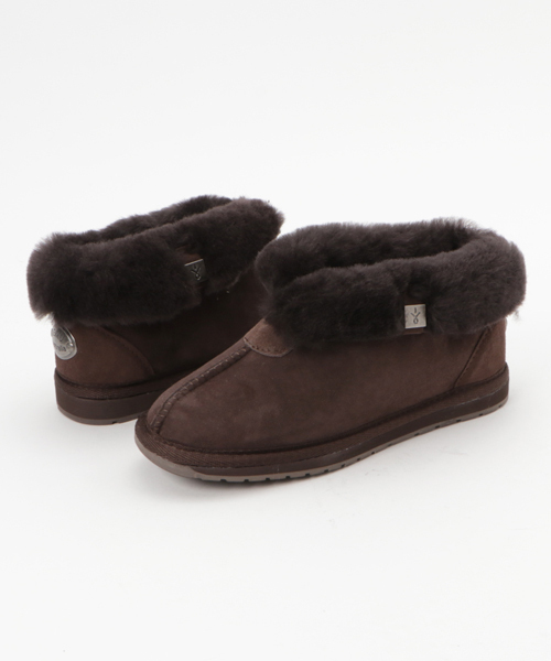 EMU Australia(エミューオーストラリア)の「Platinum Albany(モカシン/デッキシューズ・レディース・ベージュ/チャコールグレー/ライトベージュ/チョコ・9/5/6/7/8)」の2枚目の写真