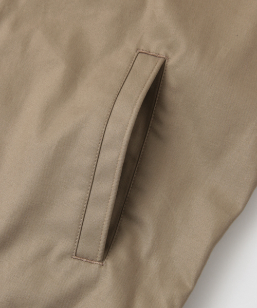 URBAN RESEARCH(アーバンリサーチ)の「UR H/Cハリントンジャケット(ブルゾン・メンズ・ブラック/ベージュ・MEDIUM/LARGE/SMALL)」の14枚目の写真