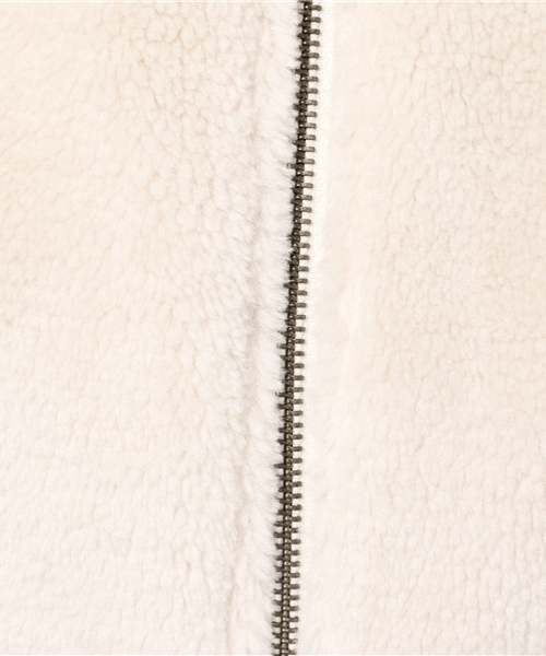 LBC(エルビーシー)の「ボアブルゾン (ブルゾン・レディース・オフホワイト/ライトブラウン・LARGE/MEDIUM)」の5枚目の写真