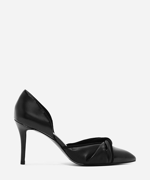 CHARLES & KEITH(チャールズ & キース)の「ノットドルセイヒール / KNOTTED D'ORSAY HEELS(パンプス・レディース・グリーン/ライトブラウン/ブラック・24.5cm/23cm/24cm/23.5cm/22.5cm)」の2枚目の写真