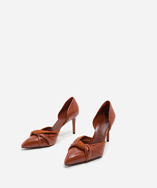CHARLES & KEITH(チャールズ & キース)の「ノットドルセイヒール / KNOTTED D'ORSAY HEELS(パンプス・レディース・グリーン/ライトブラウン/ブラック・24.5cm/23cm/24cm/23.5cm/22.5cm)」の11枚目の写真