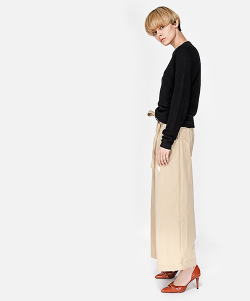 CHARLES & KEITH(チャールズ & キース)の「ノットドルセイヒール / KNOTTED D'ORSAY HEELS(パンプス・レディース・グリーン/ライトブラウン/ブラック・24.5cm/23cm/24cm/23.5cm/22.5cm)」の15枚目の写真