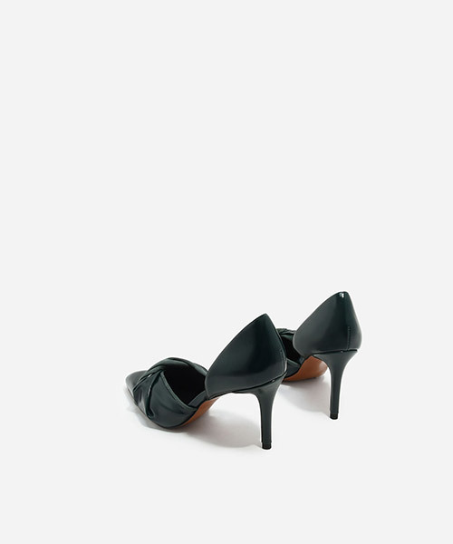 CHARLES & KEITH(チャールズ & キース)の「ノットドルセイヒール / KNOTTED D'ORSAY HEELS(パンプス・レディース・グリーン/ライトブラウン/ブラック・24.5cm/23cm/24cm/23.5cm/22.5cm)」の19枚目の写真