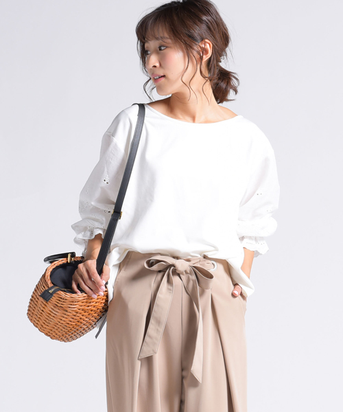 LIPSTAR(リップスター)の「レーススリーブ切り替えカットソー(Tシャツ/カットソー・レディース・オフホワイト/パープル/ブラック・M)」の4枚目の写真