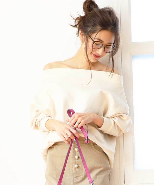 M y u（ミュー）の「2way美ライン♪裏毛オフショルスウェット（スウェット・レディース・アイボリー/グレー・M）」の11枚目の写真