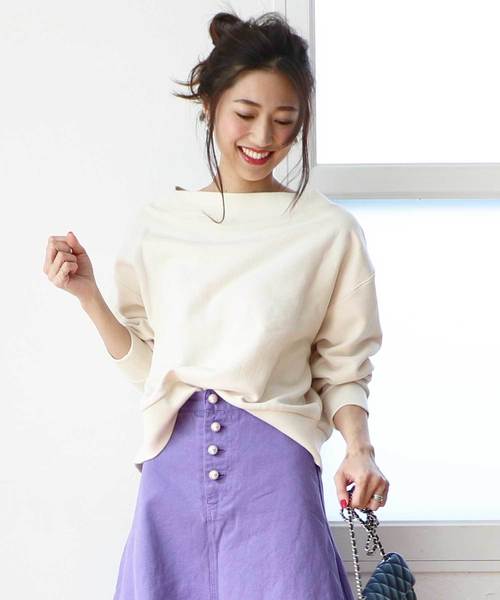 M y u（ミュー）の「2way美ライン♪裏毛オフショルスウェット（スウェット・レディース・アイボリー/グレー・M）」の13枚目の写真