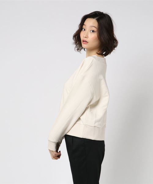 M y u（ミュー）の「2way美ライン♪裏毛オフショルスウェット（スウェット・レディース・アイボリー/グレー・M）」の3枚目の写真