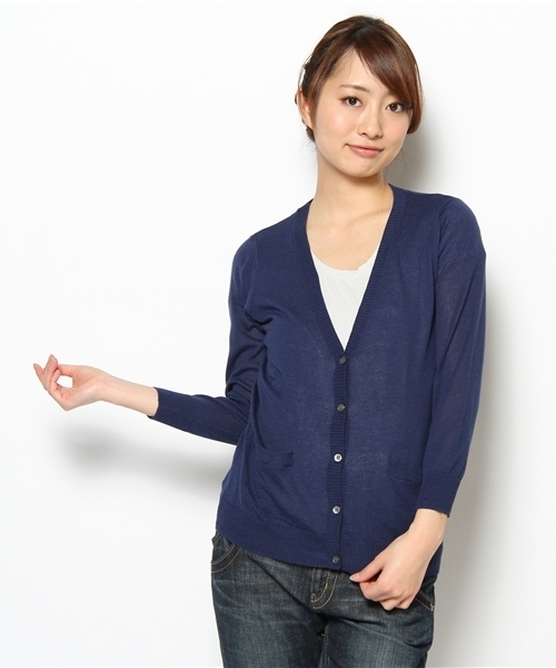 JOURNAL STANDARD(ジャーナルスタンダード)の「エアリーテンジク Vネックカーディガン#(カーディガン/ボレロ・レディース・ネイビー/ピンク/サックスブルー/オレンジ/イエロー/グリーン/ライトグリーン・MEDIUM/SMALL)」の4枚目の写真