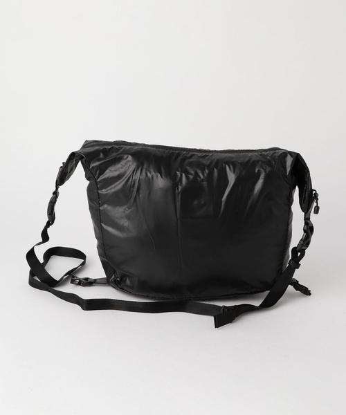 THE NORTH FACE（ザノースフェイス）の「＜THE NORTH FACE＞ TRVLCANISTER ショルダーバッグM（ショルダーバッグ・レディース・ブラック・FREE）」の3枚目の写真