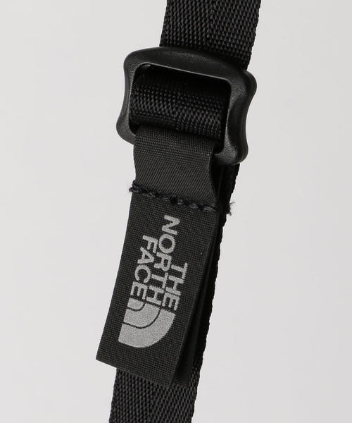 THE NORTH FACE（ザノースフェイス）の「＜THE NORTH FACE＞ TRVLCANISTER ショルダーバッグM（ショルダーバッグ・レディース・ブラック・FREE）」の6枚目の写真