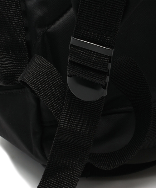 WHO'S WHO gallery(フーズフーギャラリー)の「【Re:LAX】LUXサック(バックパック/リュック・メンズ・ブラック/ネイビー・FREE)」の5枚目の写真