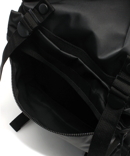 WHO'S WHO gallery(フーズフーギャラリー)の「【Re:LAX】LUXサック(バックパック/リュック・メンズ・ブラック/ネイビー・FREE)」の12枚目の写真
