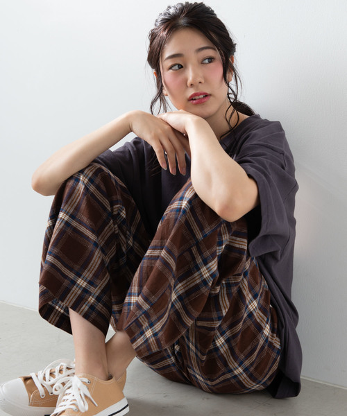 WEGO（ウィゴー）の「WEGO/【セットアップ対応商品】リネンブレンドタックワイドパンツ（その他パンツ・レディース・ブラウン/ブラウン系その他2/ライトベージュ/ベージュ系その他2・FREE）」の10枚目の写真