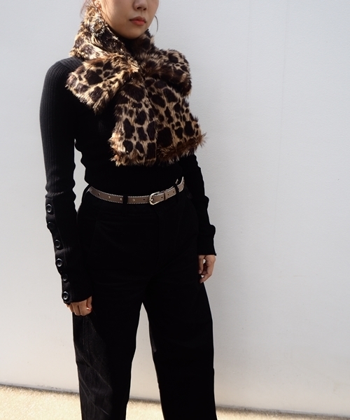 Casselini（キャセリーニ）の「リボンティペット（マフラー・レディース・ベージュ/グレー/ピンク/アイボリー/レオパード・FREE）」の7枚目の写真