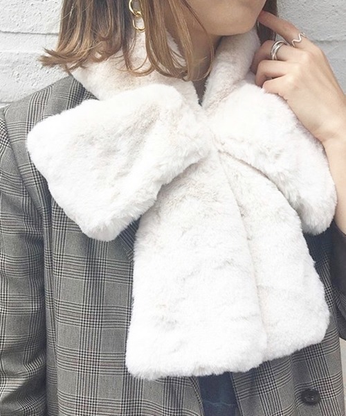 Casselini（キャセリーニ）の「リボンティペット（マフラー・レディース・ベージュ/グレー/ピンク/アイボリー/レオパード・FREE）」の13枚目の写真