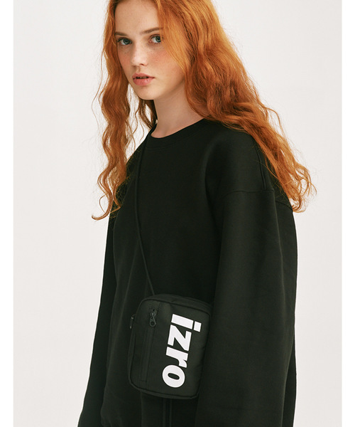 IZRO(イズロ)の「ストリングミニクロスバッグ(ショルダーバッグ・メンズ・ブラック・FREE)」の5枚目の写真