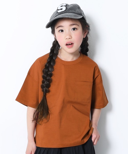 devirock(デビロック)の「リネン風Tシャツ(Tシャツ/カットソー・キッズ・モカ/テラコッタ/ブラック/マスタード/パープル/ダークグリーン・120cm/130cm/150cm/100cm/110cm/140cm/160cm)」の4枚目の写真