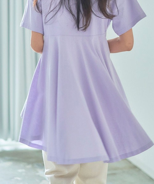 titivate（ティティベイト）の「バックフレアTシャツ（Tシャツ/カットソー・レディース・ブラック/オフホワイト/キャメル/グリーン系その他/パープル/ライトグリーン・FREE）」の16枚目の写真