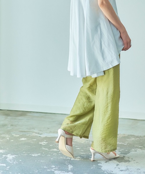 titivate（ティティベイト）の「バックフレアTシャツ（Tシャツ/カットソー・レディース・ブラック/オフホワイト/キャメル/グリーン系その他/パープル/ライトグリーン・FREE）」の9枚目の写真