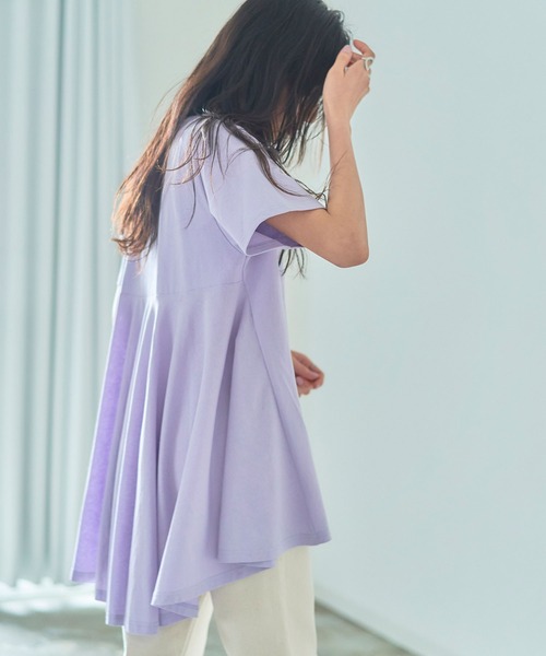 titivate（ティティベイト）の「バックフレアTシャツ（Tシャツ/カットソー・レディース・ブラック/オフホワイト/キャメル/グリーン系その他/パープル/ライトグリーン・FREE）」の18枚目の写真