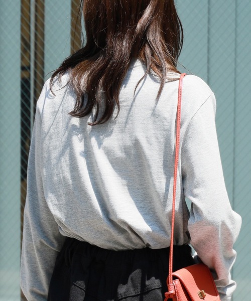 United Athle(ユナイテッドアスレ)の「5.6oz オーバーサイズ クルーネック ロングスリーブ Tee/ロンT ベーシック カラバリ豊富 2026年 夏 夏服(Tシャツ/カットソー・メンズ・ナチュラル/ブラック/ターコイズブルー/ホワイト/ピンク/ライム/ライトオリーブ/ミックスグレー/ネイビー/バイオレット/ダークブラウン/レッド/サンドベージュ・L/XL/M/S)」の22枚目の写真