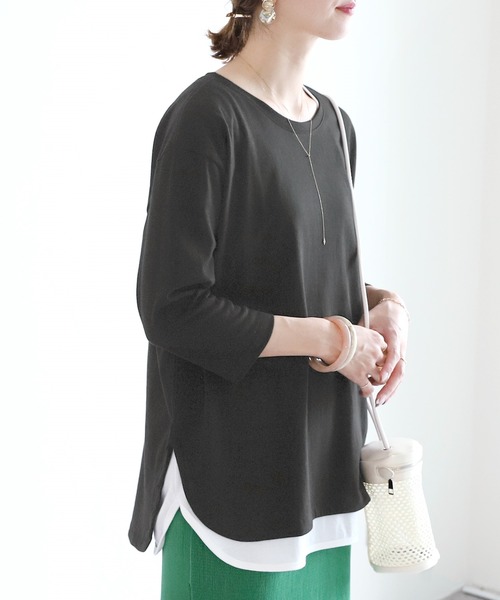 reca(レカ)の「ラウンド裾 七分袖カットソー(Tシャツ/カットソー・レディース・ホワイト/ブラック/カーキ/グレー系その他/ライトベージュ/グレイッシュベージュ・FREE)」の3枚目の写真