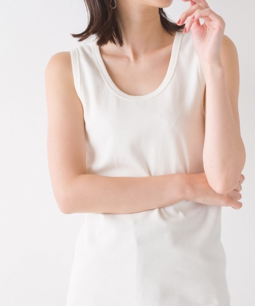OMNES（オムネス）の「ストレッチジャガード　タンクトップ（タンクトップ・レディース・ホワイト系その他/ホワイト系その他2/杢グレー/ブラック/ホワイト/ネイビー/チャコールグレー/ベージュ/ブルー/ブラック系その他2・MEDIUM/SMALL）」の14枚目の写真