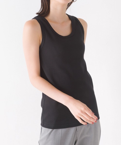 OMNES（オムネス）の「ストレッチジャガード　タンクトップ（タンクトップ・レディース・ホワイト系その他/ホワイト系その他2/杢グレー/ブラック/ホワイト/ネイビー/チャコールグレー/ベージュ/ブルー/ブラック系その他2・MEDIUM/SMALL）」の19枚目の写真