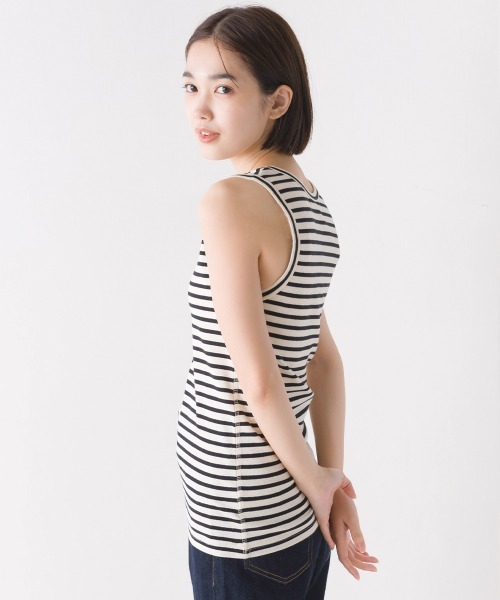 OMNES（オムネス）の「ストレッチジャガード　タンクトップ（タンクトップ・レディース・ホワイト系その他/ホワイト系その他2/杢グレー/ブラック/ホワイト/ネイビー/チャコールグレー/ベージュ/ブルー/ブラック系その他2・MEDIUM/SMALL）」の15枚目の写真