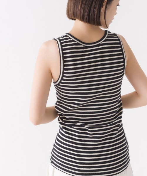 OMNES（オムネス）の「ストレッチジャガード　タンクトップ（タンクトップ・レディース・ホワイト系その他/ホワイト系その他2/杢グレー/ブラック/ホワイト/ネイビー/チャコールグレー/ベージュ/ブルー/ブラック系その他2・MEDIUM/SMALL）」の18枚目の写真
