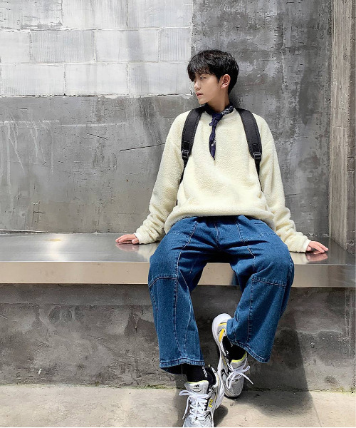 neos（ネオス）の「【neos -addictive design-】ルーズシルエット シープボア クルーネック バイカラー トレーナー（スウェット・メンズ・オフホワイト/ホワイト×ネイビー/ブラック/ベージュ/カーキ/ネイビー・MEDIUM/LARGE/X-LARGE）」の7枚目の写真